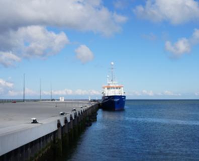 Just-in-time hub offshore |for ship-owners and industry